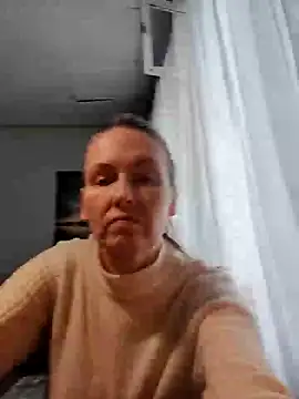 Snapshot of Evelina_cute chatting on February 11, 2025, 11:42 am Evelina cute online show from February 11, 2025, 11:42 am