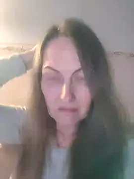 Evelina cute online show from March 9, 2026, 6:44 pm