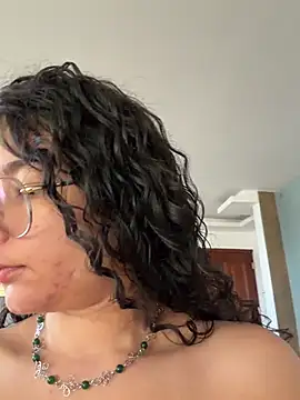 Snapshot of Antoniart_ chatting on May 25, 2026, 3:55 pm Antoniart online show from May 25, 2026, 3:55 pm