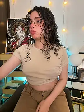 Snapshot of Antoniart_ chatting on September 20, 2025, 1:43 am Antoniart online show from September 20, 2025, 1:43 am