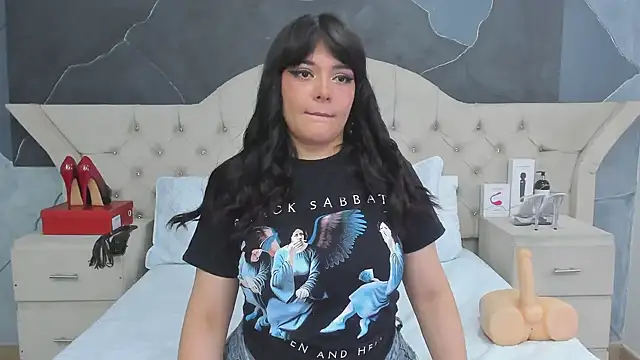 Snapshot of AmberGreyy_ chatting on March 5, 2025, 9:59 pm AmberGreyy online show from March 5, 2025, 9:59 pm