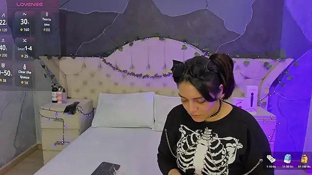 AmberGreyy  online show from November 10, 2025, 5:29 pm