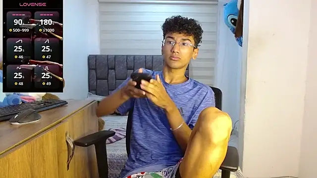 harrytwink18 online show from September 9, 2025, 3:10 pm