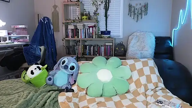 rodeobrii online show from February 14, 2025, 12:36 pm