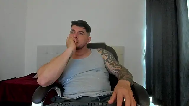 Snapshot of Teilor_Creed chatting on October 24, 2025, 7:02 pm Teilor Creed online show from October 24, 2025, 7:02 pm