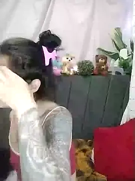 Snapshot of Devilnia9 chatting on February 14, 2025, 3:00 am Devilnia9 online show from February 14, 2025, 3:00 am