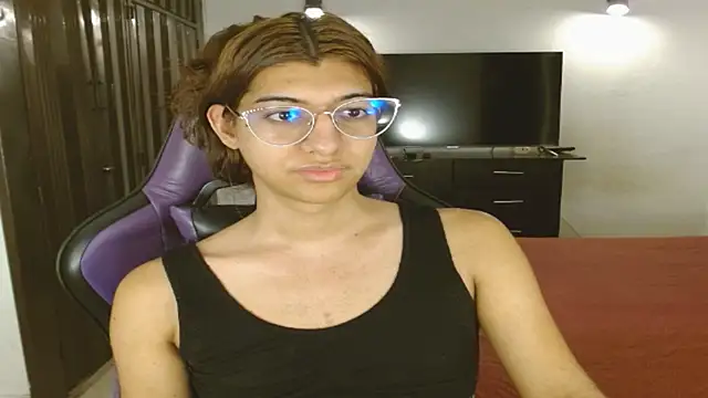 Snapshot of engielphoenis14 chatting on July 18, 2026, 9:12 pm engielphoenis14 online show from July 18, 2026, 9:12 pm