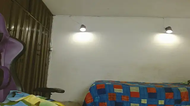 engielphoenis14 online show from November 23, 2025, 12:53 am