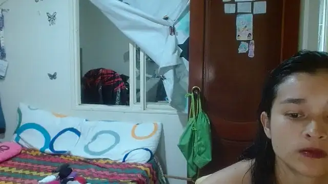 Snapshot of clayre_and_jill chatting on November 8, 2025, 5:33 am clayre and jill online show from November 8, 2025, 5:33 am