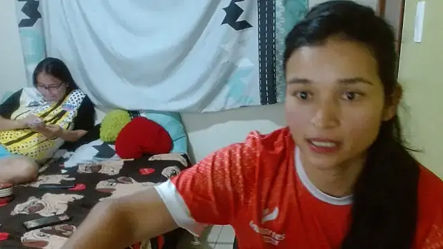 Snapshot of clayre_and_jill chatting on January 13, 2026, 2:48 am clayre and jill online show from January 13, 2026, 2:48 am