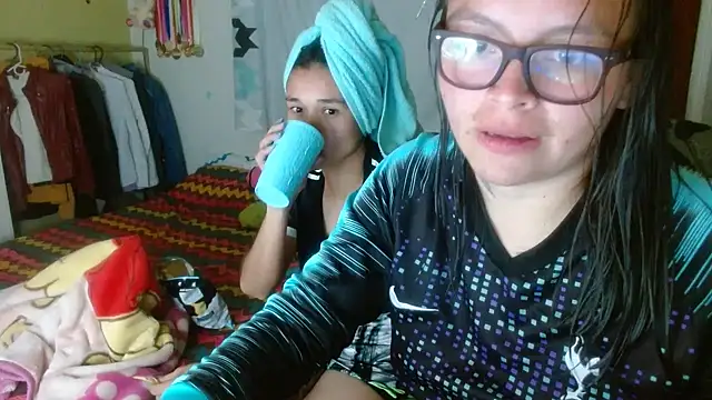 Snapshot of clayre_and_jill chatting on September 15, 2025, 2:01 am clayre and jill online show from September 15, 2025, 2:01 am