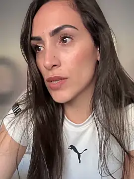 Snapshot of alessandra-a chatting on September 16, 2025, 7:15 pm alessandra-a online show from September 16, 2025, 7:15 pm