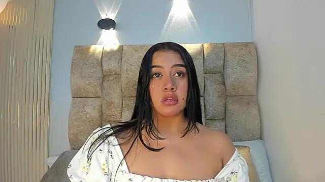 Snapshot of amatista__smith chatting on October 12, 2025, 1:56 pm amatista smith online show from October 12, 2025, 1:56 pm