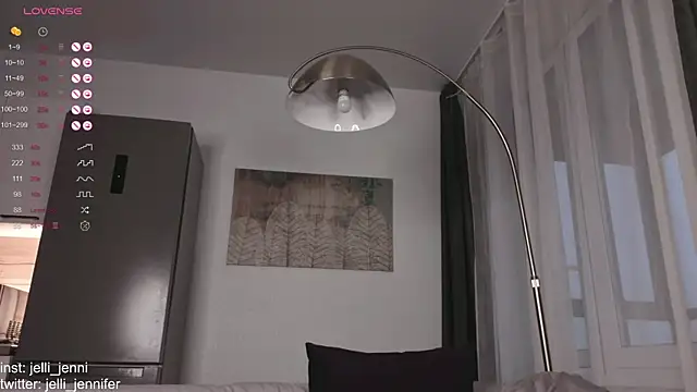 Snapshot of jelli_jenni chatting on October 30, 2025, 2:04 pm jelli jenni online show from October 30, 2025, 2:04 pm