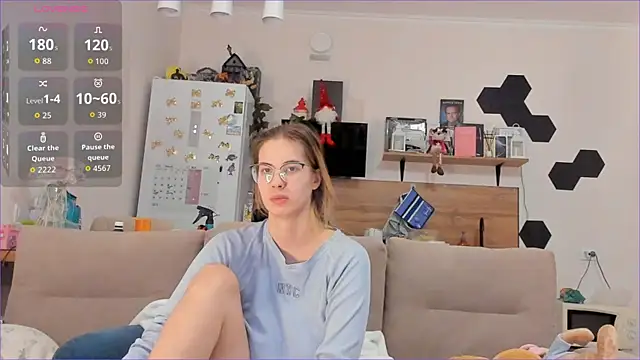 Snapshot of Girl_alone_home chatting on January 9, 2026, 3:57 am Girl alone home online show from January 9, 2026, 3:57 am