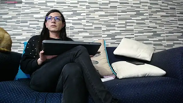 VioletaGomezCo online show from December 2, 2025, 10:33 pm