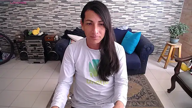 VioletaGomezCo online show from May 13, 2026, 4:36 pm
