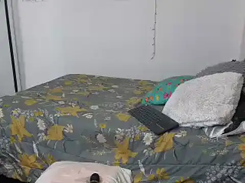 charlotte 077 online show from March 6, 2025, 9:03 am