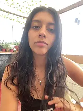 BrittanyDiaz online show from January 7, 2026, 7:19 pm