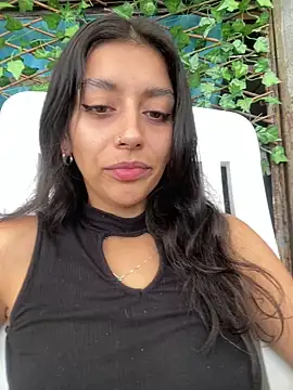 Snapshot of BrittanyDiaz chatting on April 10, 2026, 6:48 pm BrittanyDiaz online show from April 10, 2026, 6:48 pm