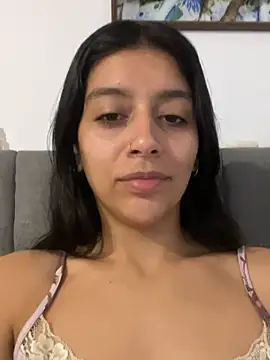 Snapshot of BrittanyDiaz chatting on June 19, 2026, 6:58 pm BrittanyDiaz online show from June 19, 2026, 6:58 pm