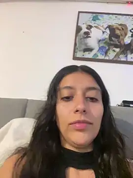 Snapshot of BrittanyDiaz chatting on April 6, 2026, 3:02 am BrittanyDiaz online show from April 6, 2026, 3:02 am