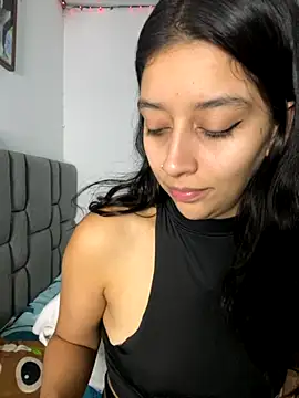 Snapshot of BrittanyDiaz chatting on September 13, 2025, 5:46 pm BrittanyDiaz online show from September 13, 2025, 5:46 pm