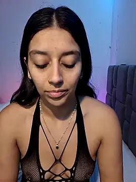 Snapshot of BrittanyDiaz chatting on March 20, 2025, 7:14 pm BrittanyDiaz online show from March 20, 2025, 7:14 pm