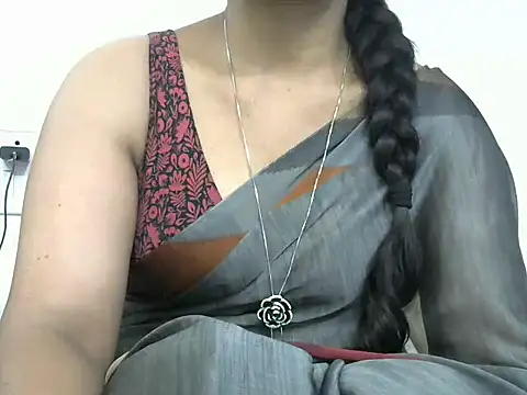 Snapshot of rashmika_reddy chatting on September 15, 2025, 5:30 am rashmika reddy online show from September 15, 2025, 5:30 am