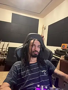 hotcamboy420 online show from December 23, 2025, 5:18 am