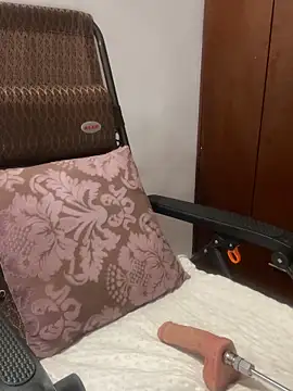 cristal subin69 online show from October 12, 2025, 5:58 pm