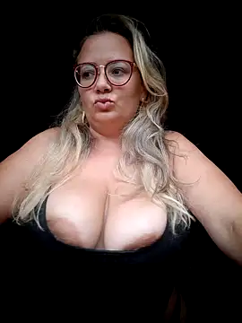 Snapshot of Livvyrj chatting on January 16, 2026, 4:11 pm Livvyrj online show from January 16, 2026, 4:11 pm