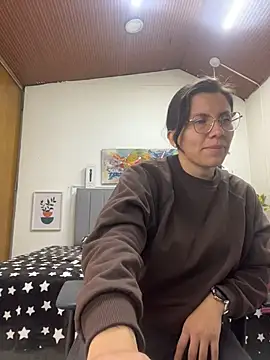 Snapshot of karlamorris_ chatting on April 16, 2026, 1:12 pm karlamorris online show from April 16, 2026, 1:12 pm