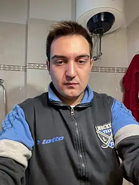 Snapshot of alexfala99 chatting on January 13, 2025, 12:45 pm alexfala99 online show from January 13, 2025, 12:45 pm