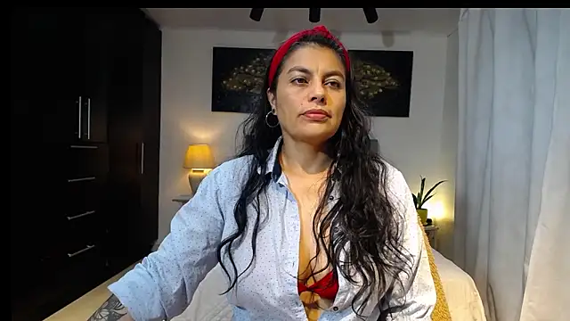 Snapshot of Lust_Mom41 chatting on March 12, 2026, 10:36 pm Lust Mom41 online show from March 12, 2026, 10:36 pm