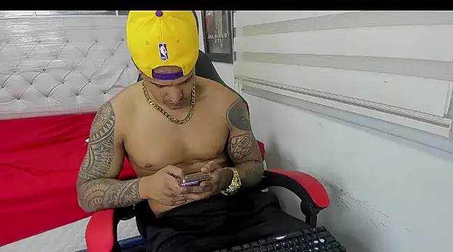 Snapshot of king_diablo666 chatting on March 13, 2025, 8:43 pm king diablo666 online show from March 13, 2025, 8:43 pm