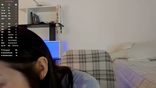 crystal lilith online show from March 15, 2025, 8:15 am