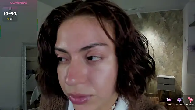 april dumont online show from November 19, 2025, 12:05 pm