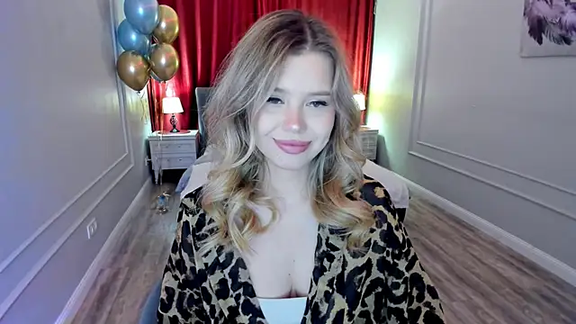 FollowLovee online show from July 9, 2026, 8:08 pm