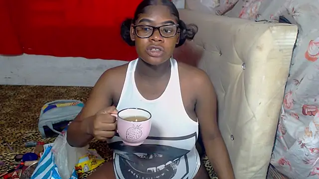 EvaxEmma online show from June 30, 2026, 2:28 pm