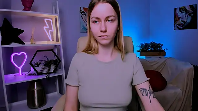 mary mooore online show from February 6, 2025, 4:14 pm