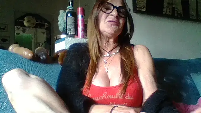 Snapshot of gildamilf chatting on May 9, 2026, 1:47 pm gildamilf online show from May 9, 2026, 1:47 pm