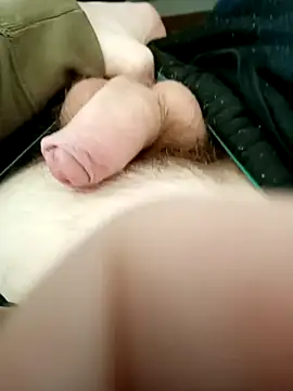 Snapshot of NudeYogaBoy chatting on March 21, 2025, 12:39 pm NudeYogaBoy online show from March 21, 2025, 12:39 pm