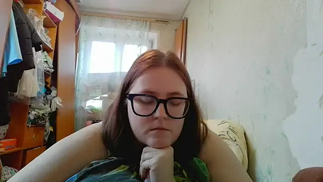 Snapshot of DesireMelissa chatting on December 1, 2025, 9:21 am DesireMelissa online show from December 1, 2025, 9:21 am