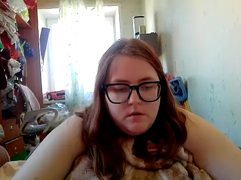 DesireMelissa online show from May 13, 2026, 6:31 am