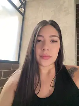 Snapshot of Latina_vanessa chatting on March 18, 2026, 9:37 pm Latina vanessa online show from March 18, 2026, 9:37 pm