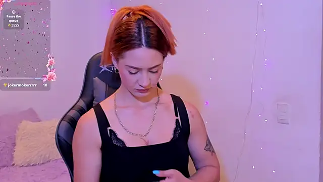 Snapshot of Amypond__ chatting on September 18, 2025, 7:06 pm Amypond online show from September 18, 2025, 7:06 pm