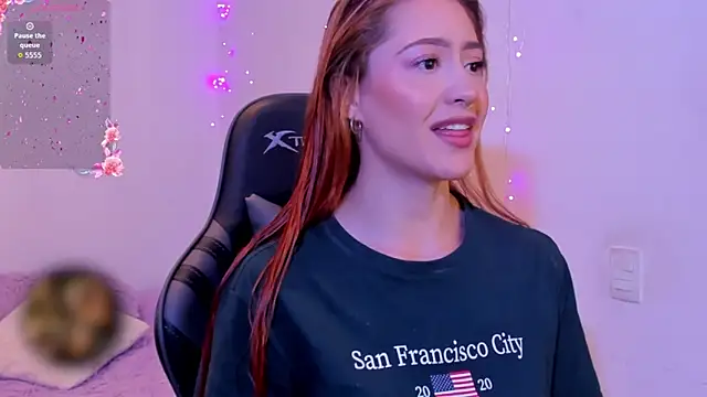 Snapshot of Amypond__ chatting on September 25, 2025, 5:19 pm Amypond online show from September 25, 2025, 5:19 pm