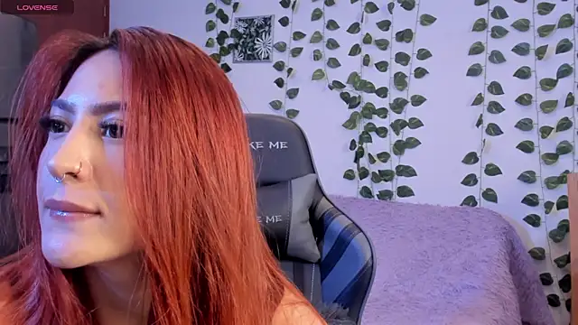 Snapshot of Amypond__ chatting on February 28, 2025, 11:01 pm Amypond online show from February 28, 2025, 11:01 pm