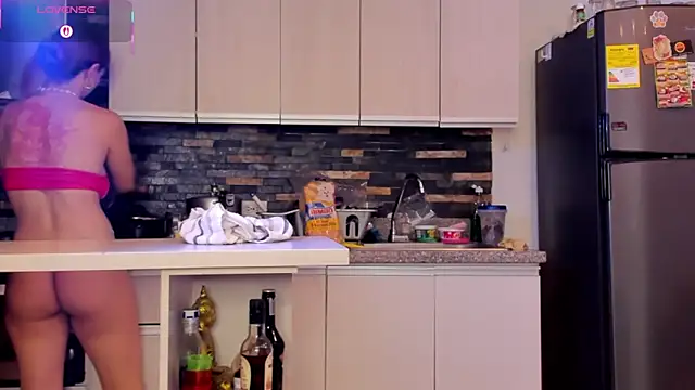 Amypond   online show from January 17, 2026, 4:27 am